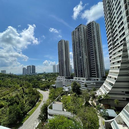 Meridin Medini By Wp Homestay ヌサジャヤ エクステリア 写真