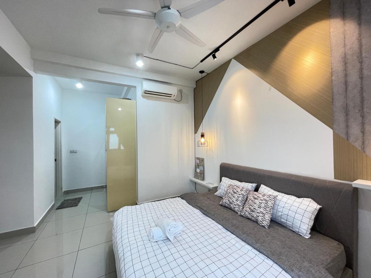 Meridin Medini By Wp Homestay ヌサジャヤ エクステリア 写真