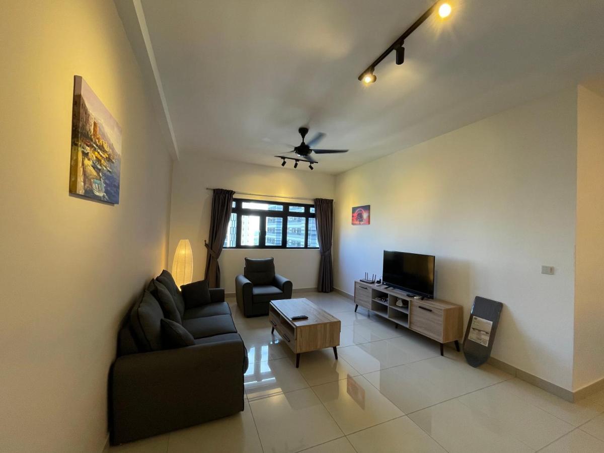 Meridin Medini By Wp Homestay ヌサジャヤ エクステリア 写真