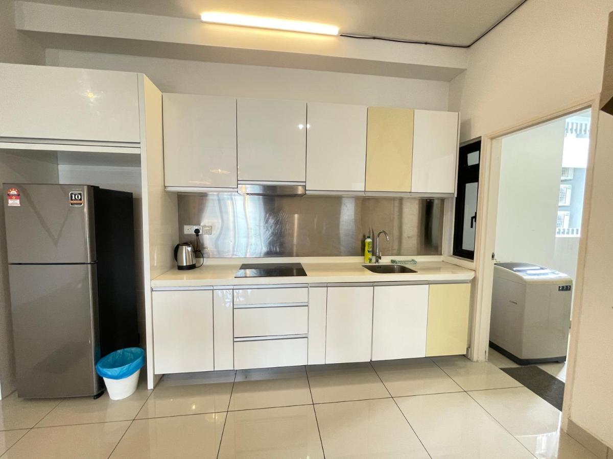 Meridin Medini By Wp Homestay ヌサジャヤ エクステリア 写真