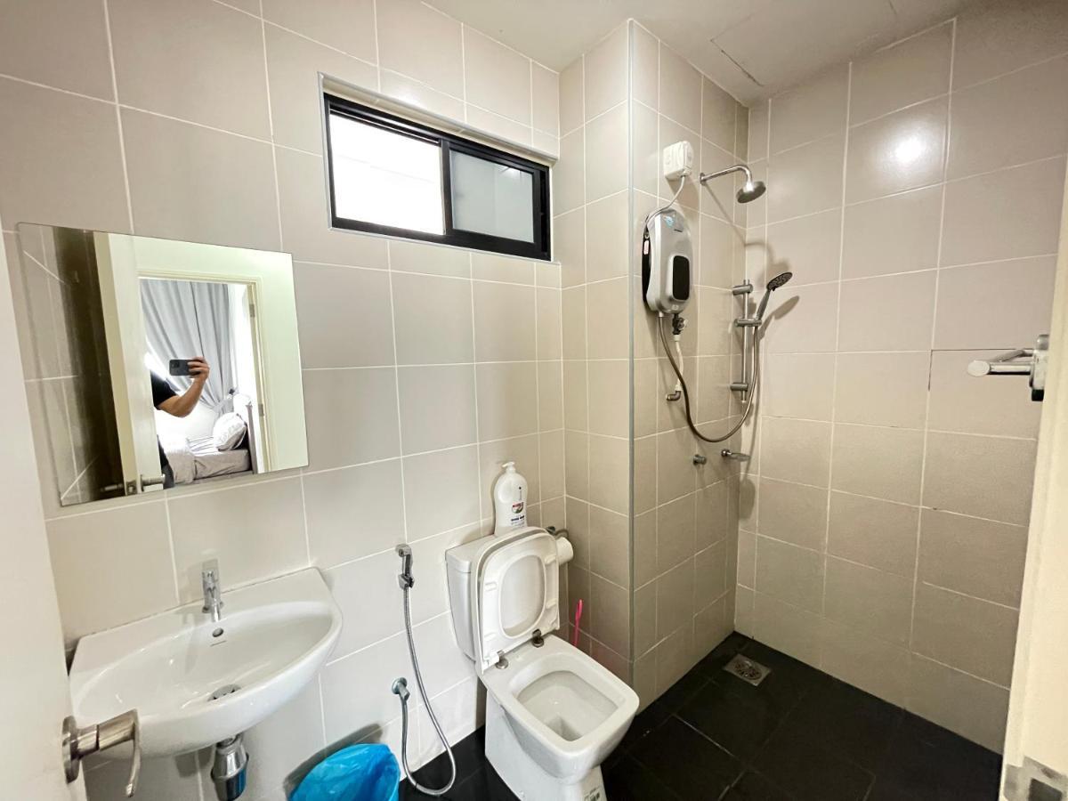 Meridin Medini By Wp Homestay ヌサジャヤ エクステリア 写真